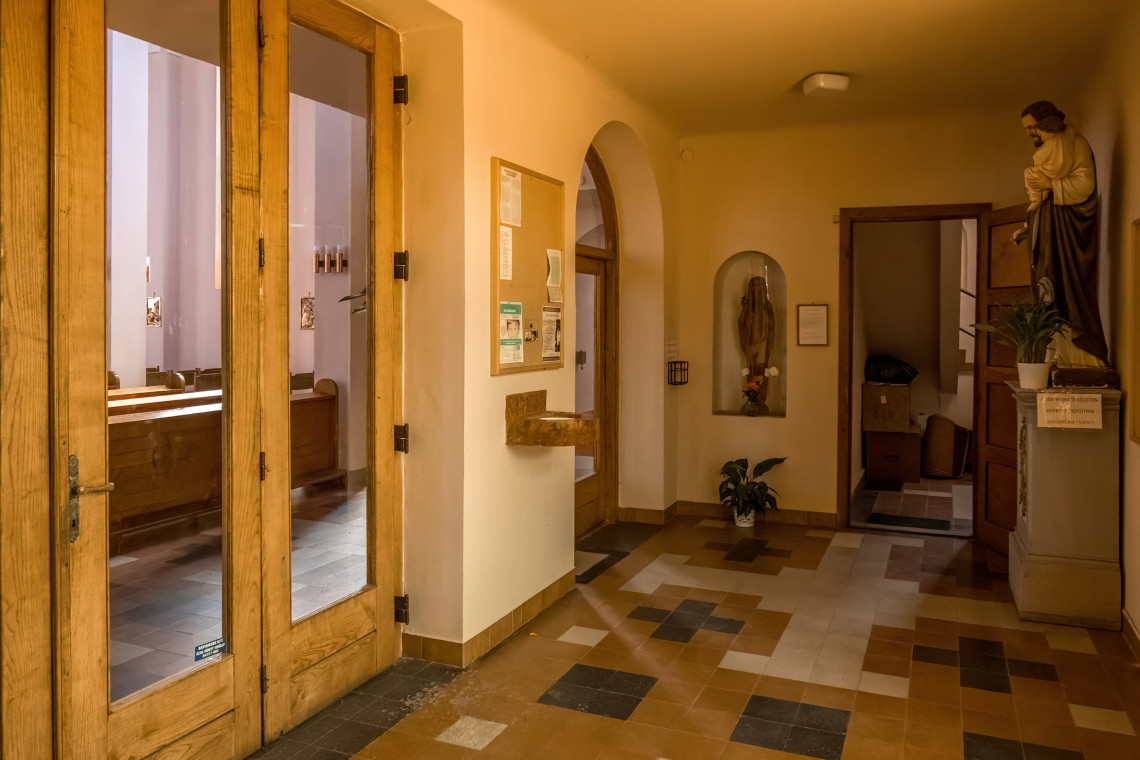 -DDSC02067-severe-noise