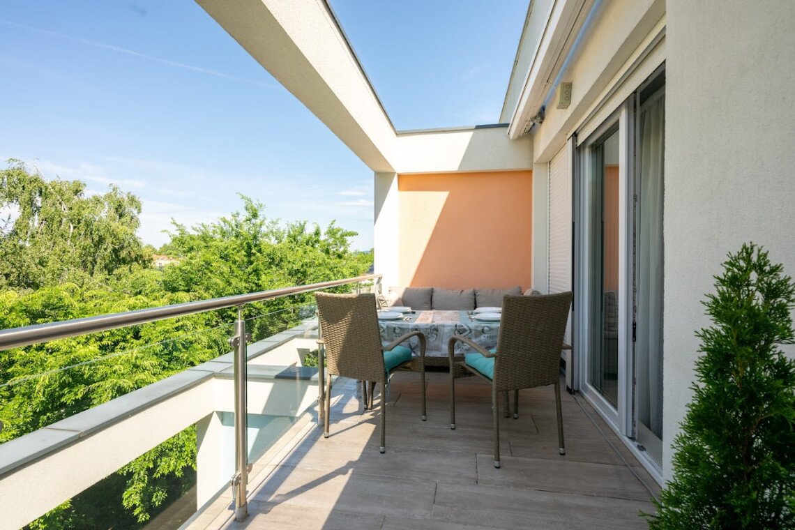 ds_617820_97e8891c0a7c7bf94c456ba77f9824d3