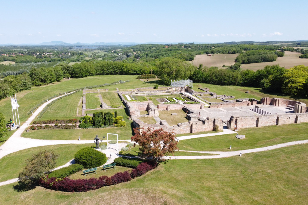 Szent László Nemzeti Emlékhely